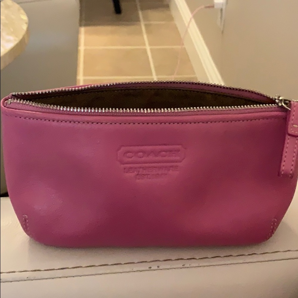 Makeup bag